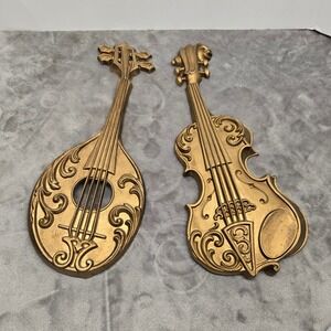 Vintage 1975 Sexton USA Gold Metal Musical Instrument Wall Art Violin Lute 1195